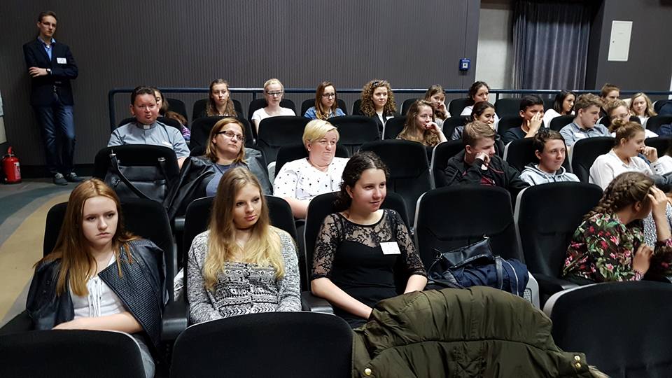 13321933_1105129232873627_8708186987631532164_n