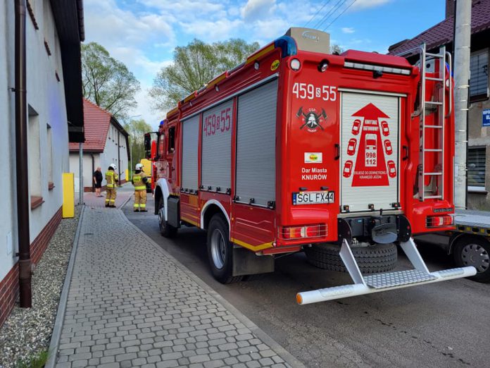 Knurów Pożar trawy przy ul Słoniny IKNW iKnurów pl