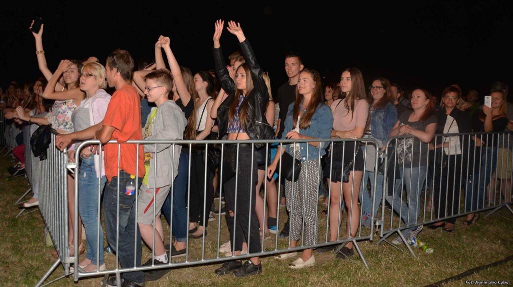 tmp_24810-received_6553018246359961205844802