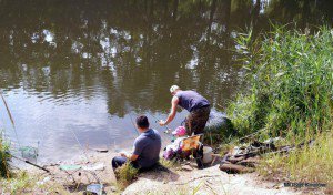 wakacyjne_zawody_wedkarskie_dla_dzieci_w_ramach_akcji_lato_z_mosir_18_07_2015(8)