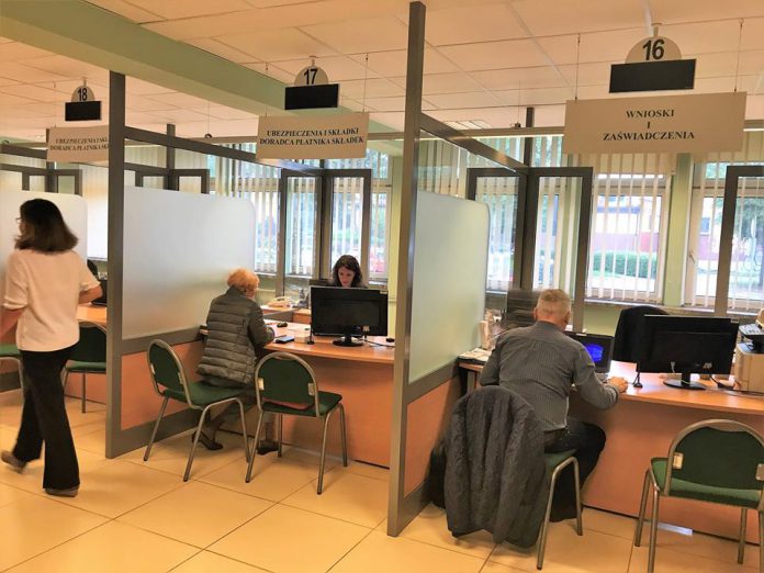 33021455_1970323506616156_5772728816564699136_n