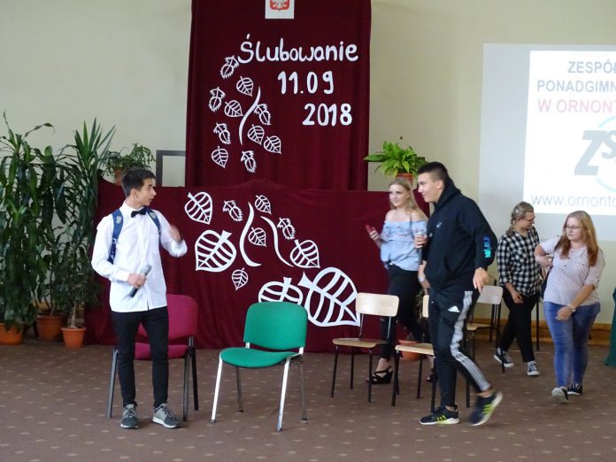 Ślubowanie uczniów klas pierwszych (5)