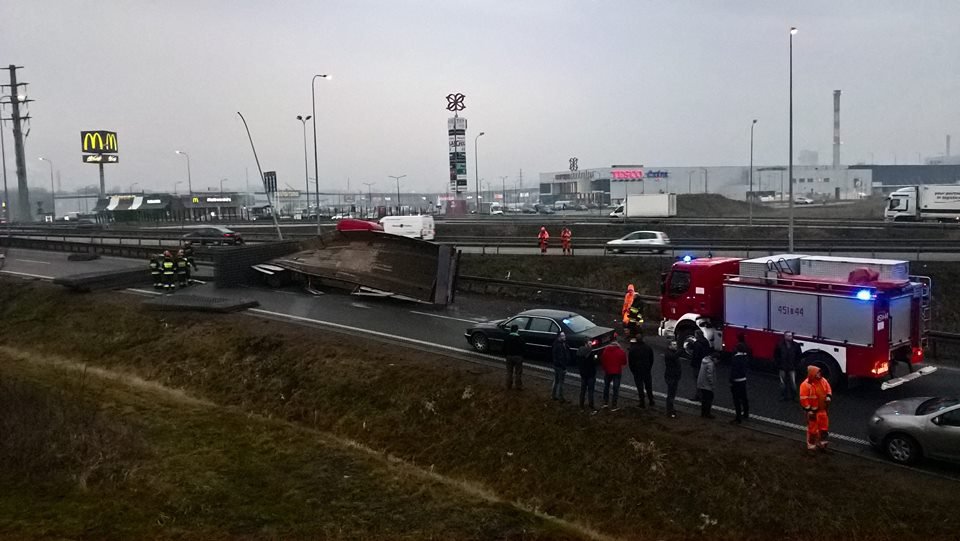 Gliwice Zjazd na A1z A4 zablokowany na wysokości Europy